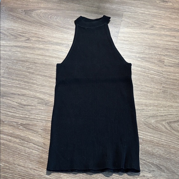 Anthropologie Tops - NWOT Anthropologie Mock Neck Tank small black